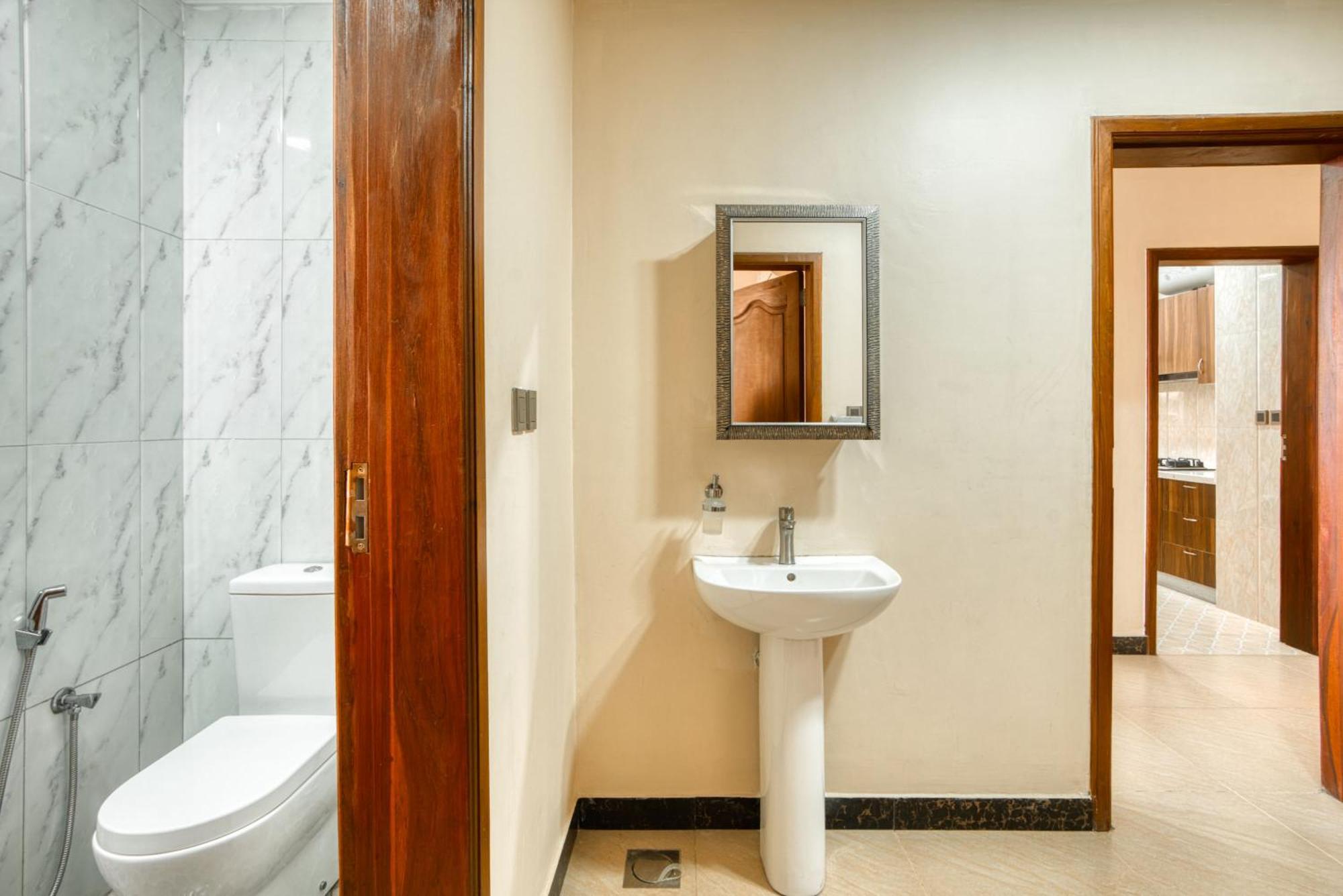 Kibo Palace Apartments Arusha Rum bild